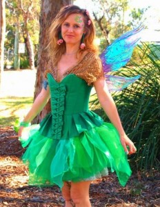 lara forest fairy face painter balloon twister